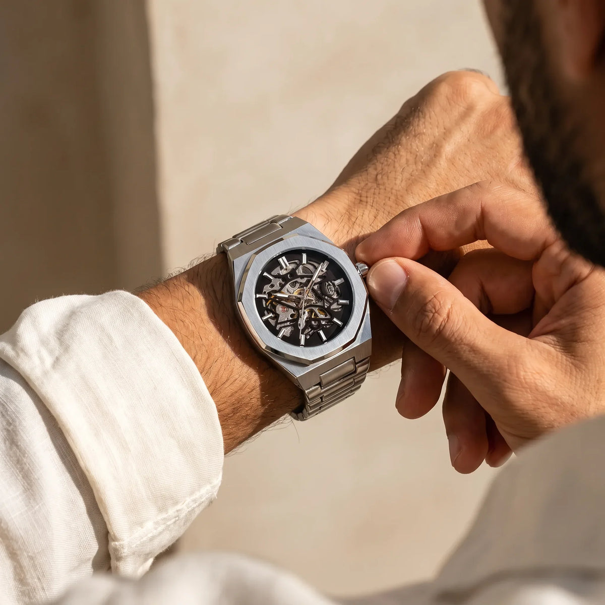 Elias Curren© Iron Ridge